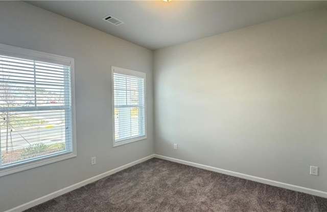 404 Sterling Creek Way Gallery 4