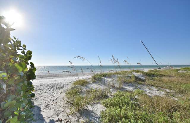 18822 Gulf Blvd Unit 1A Gallery 3