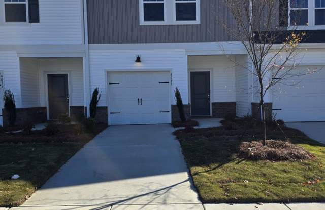 New Construction 3BR/2.5BA Townhome in NW Charlotte - 4043 Summit Woods Drive, Mecklenburg County, NC 28216