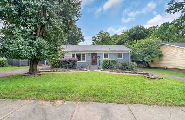 Space to Live, Room to Dream, 4BR/3BA with flex space, office, 2 car dettached garage and ample parking Gallery 3