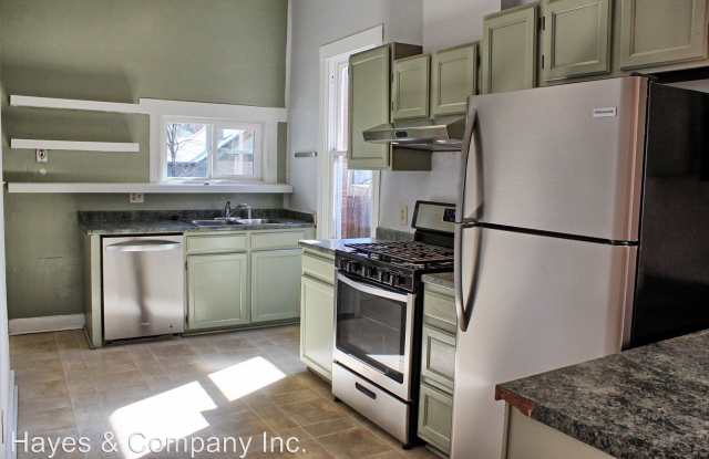 480 S Washington Gallery 3