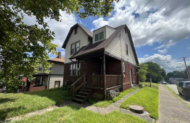 185 Carnegie Avenue - 185 Carnegie Avenue, Clairton, PA 15025
