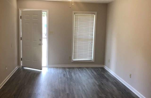 Michelle Court 1775 Gallery 3