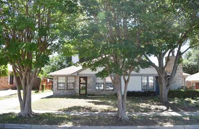 2802 Brittany Drive Gallery 2