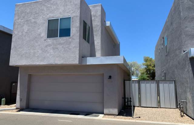 $500 OFF FIRST MONTHS FULL RENT! Gallery 4