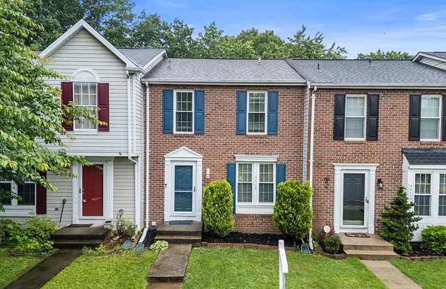 Well Kept Home in Private Court in Abingdon! photos photos