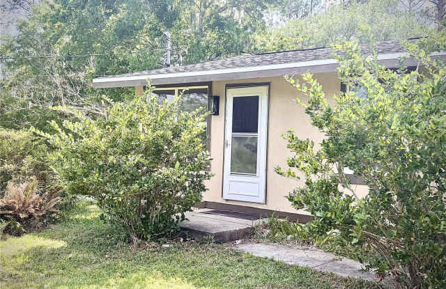 375 PINE WOODS Road Gallery 2
