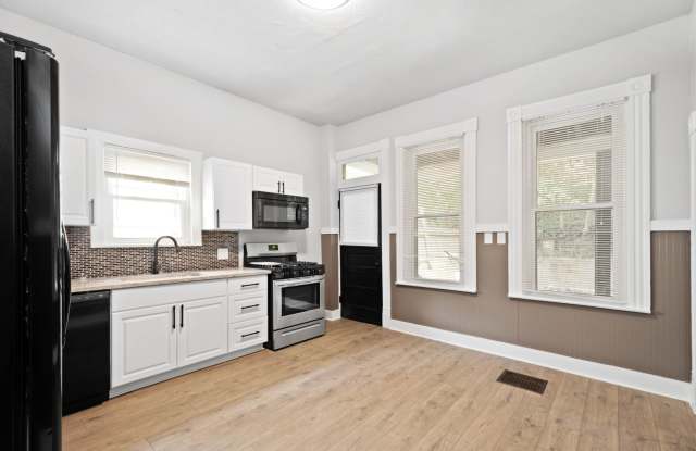 Stunning 3 bedroom home in Etna available May 1! photos photos