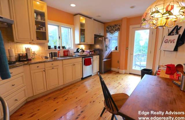 48 Burton St. photos photos