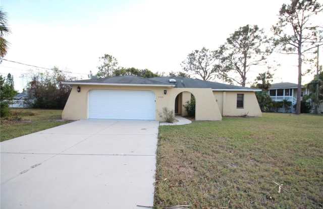 8500 LONG BOAT LANE - 8500 Longboat Lane, Pasco County, FL 34667