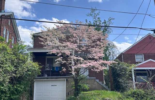 3 bed 1.5 bath home in Brentwood with 1 car garage! photos photos