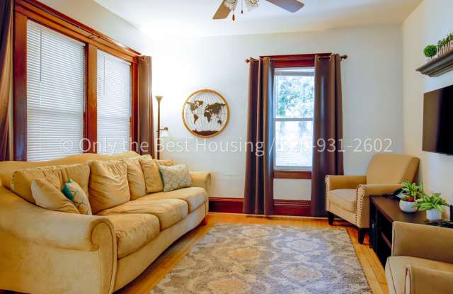 1658 Orgeon Street photos photos