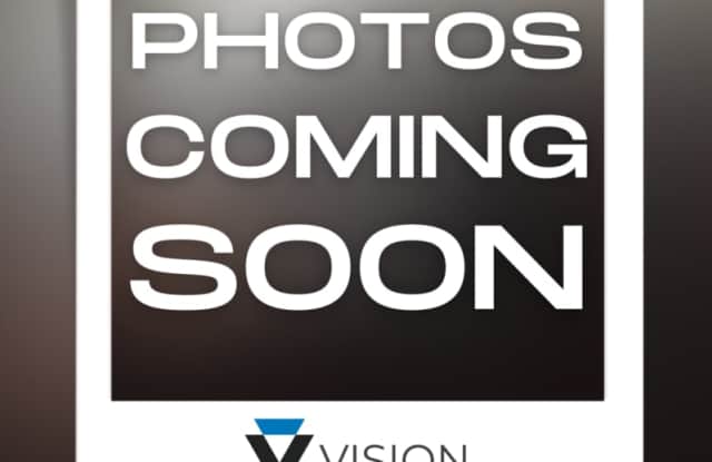 1073 E 200 S photos photos