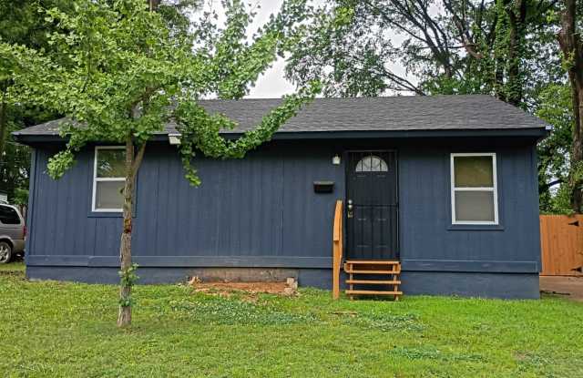 2900 Flora Avenue photos photos