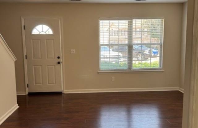 1226 Elm Tree Commons Court Gallery 2