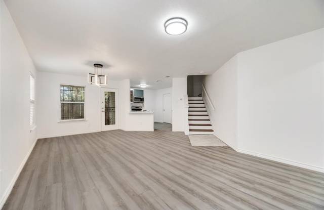 812 Isla Verde Plaza Gallery 4