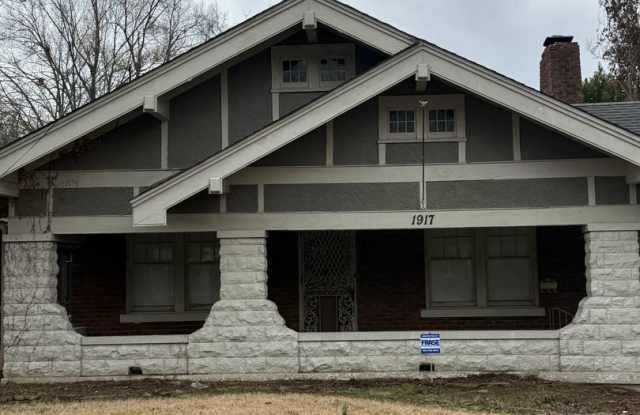 Spacious Midtown Gem – 4BR Home with Guest House Near Rhodes College! photos photos