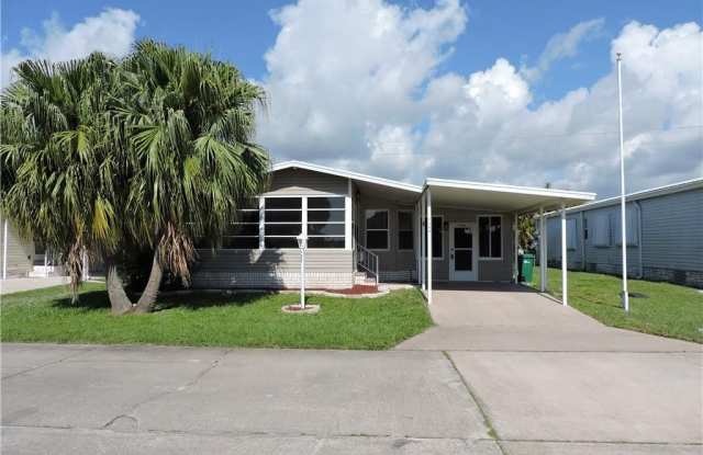 7508 Niantic Avenue Gallery 2
