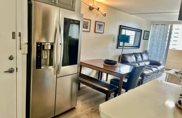 Charming central 3BR Condo in Honolulu Gallery 3