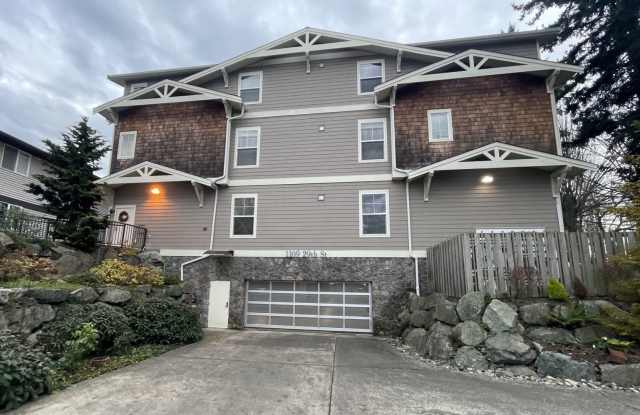 The Residence at Storvik Park | 1109 29th Street, Unit 102 Gallery 1