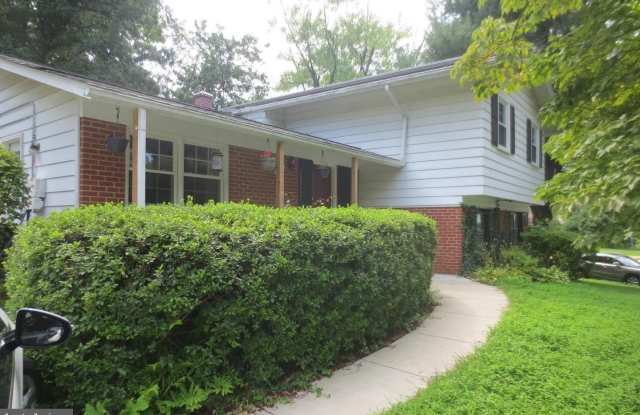 3214 FAIR WOODS Parkway - 3214 Fair Woods Parkway, Fairfax, VA 22030