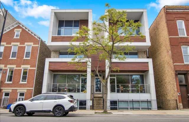 1821 W Armitage Avenue Gallery 1