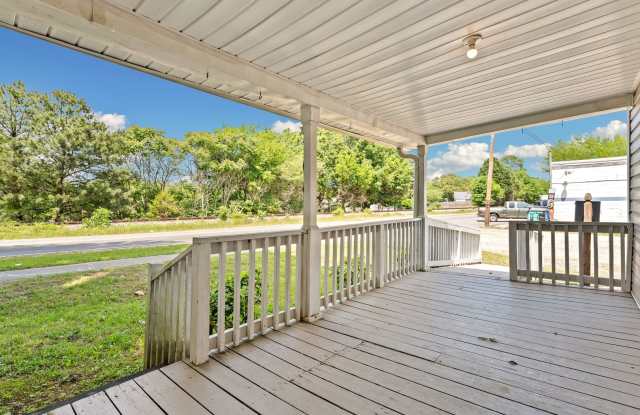 Well Maintained 3 Bedroom Home, Convenient to Downtown Wake Forest Gallery 3