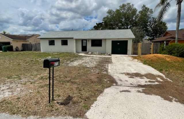 4 Bed 1 Bath Home | Pet Friendly | Washer Dryer Hook Ups | Section 8 Welcome photos photos