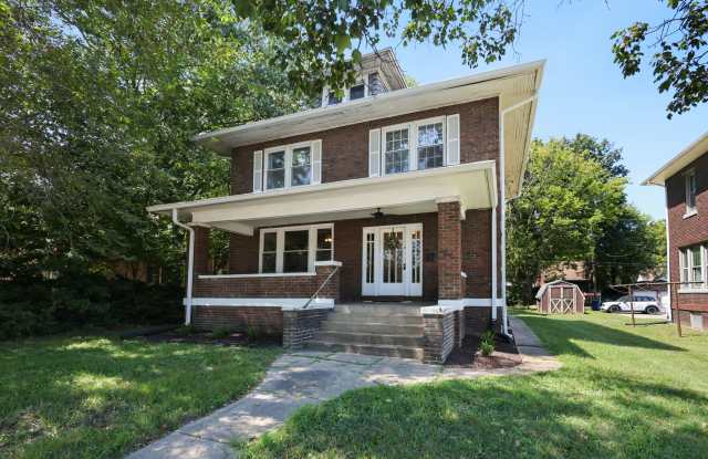 401 South Buchanan Street - 401 South Buchanan Street, Edwardsville, IL 62025