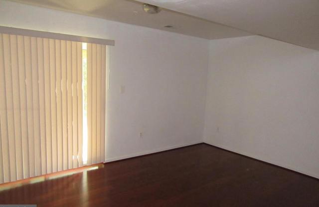 8461 PATTETTE PLACE Gallery 4