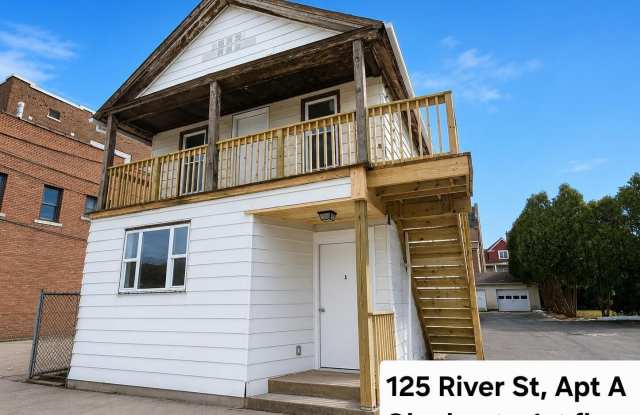 125 River Street Gallery 1