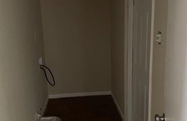 311 Jewel Drive Gallery 4