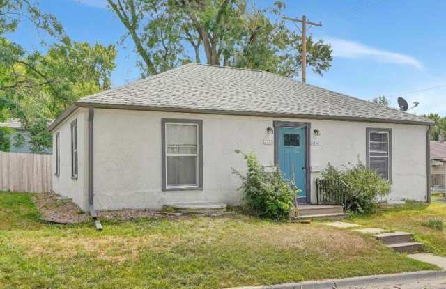 1358 S 35th St - 1358 South 35th Street, Lincoln, NE 68510