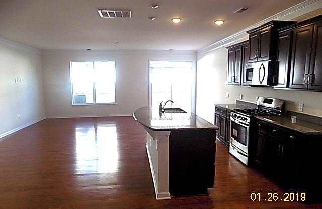 15027 Savannah Hall Drive Gallery 4