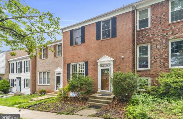 606 NORTHCLIFFE Drive photos photos