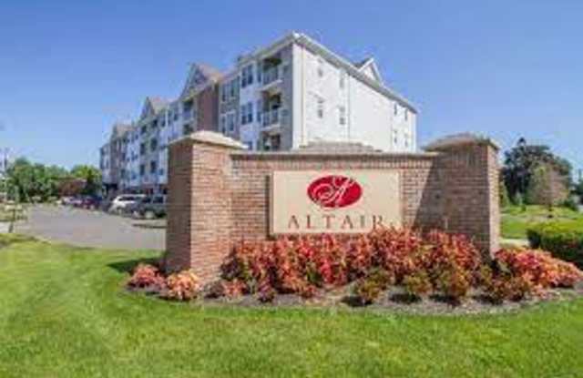 Condo unit 2BR 2 Baths 55+ and older - 132 Cory Lane, Elmwood Park, NJ 07407