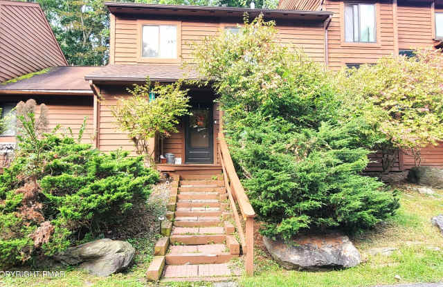 206 Falls Circle Gallery 1