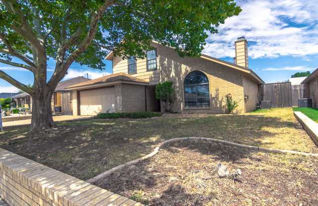 5726 94th  4 bed/2 bath  Available 6/9 photos photos
