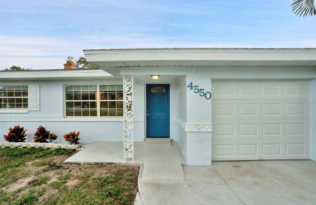 4550 16TH Avenue N Gallery 2