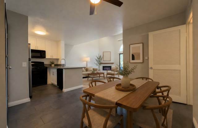 4550 Laurel Canyon Boulevard photos photos
