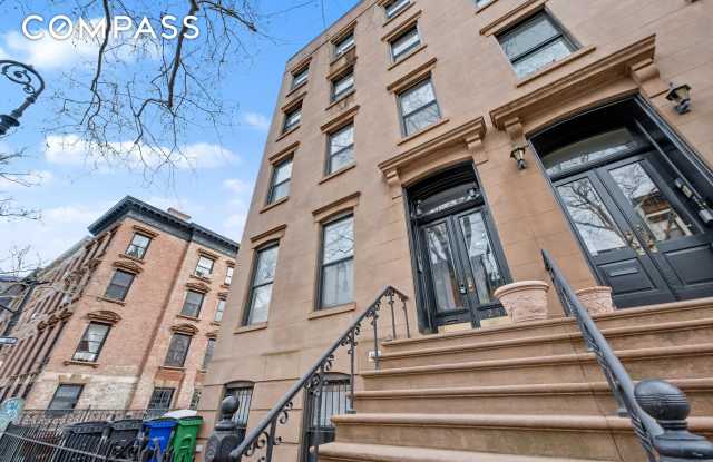 261 Clinton Street photos photos