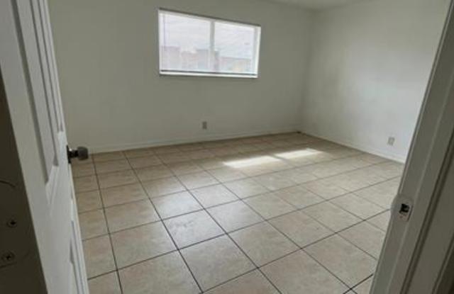 2930 NW 55th Avenue - 2B - 2930 Northwest 55th Avenue, Lauderhill, FL 33313