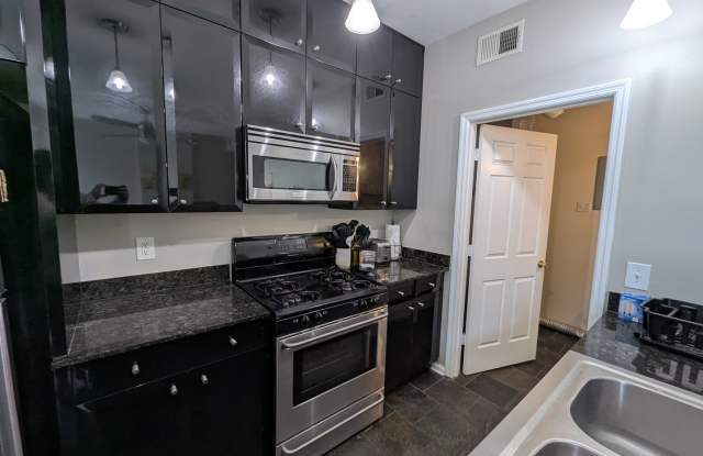 Fully Furnished Shaw Sanctuary **1/2 Off Security Deposit  1st Month's Rent** photos photos