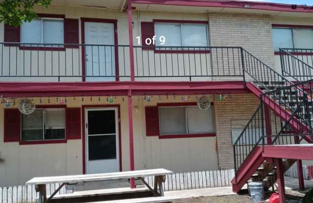 1455 Hillcrest unit: 8-Upstairs photos photos