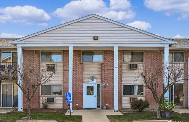 706 Marilyn Avenue photos photos