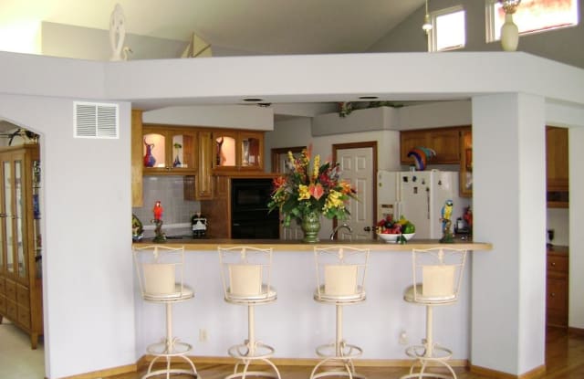 2126 W Timbercreek Ct - 2126 West Timbercreek Court, Wichita, KS 67204