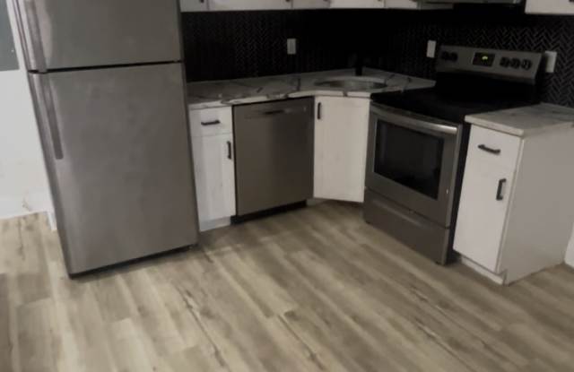 3542 N Marvine St, Unit B Gallery 3