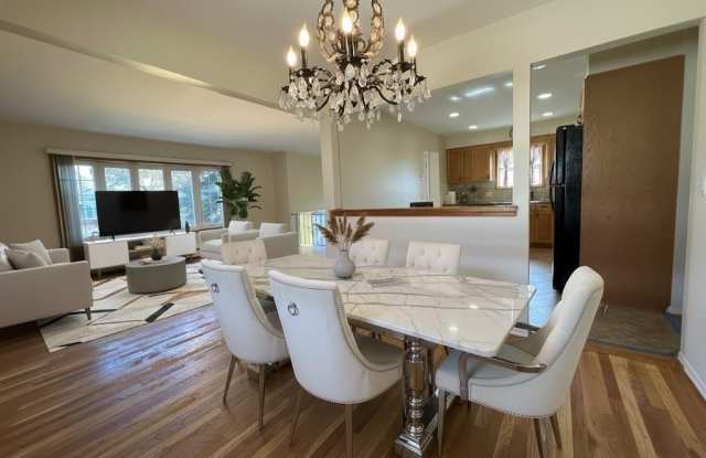 216 Hill Avenue photos photos