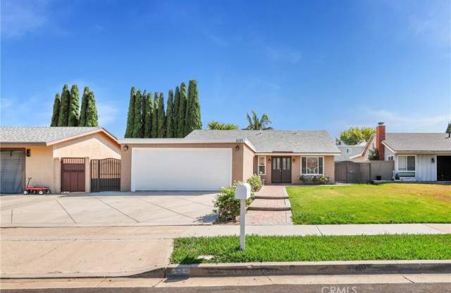 5171 Doanoke Avenue photos photos