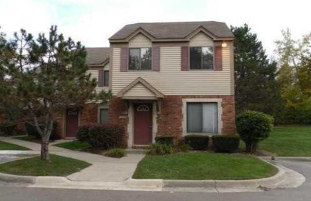 1579 Streamwood Ct photos photos